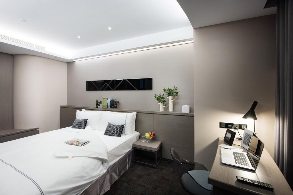 Hotel Reve Taichung Daya Extérieur photo